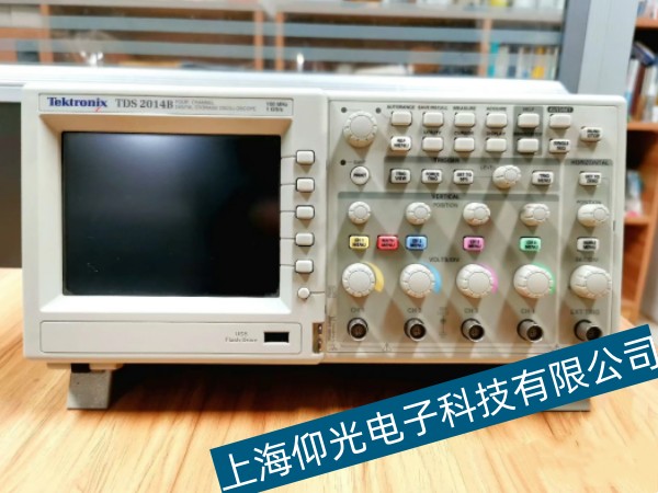 Tektronix̩ʾҊ_CϾS,Tektronix̩ʾʹע